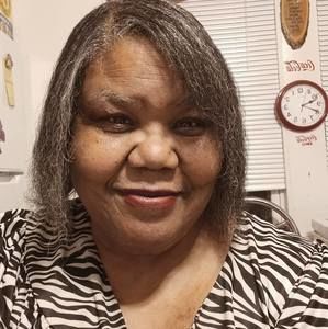 Meet your Posher, Linda